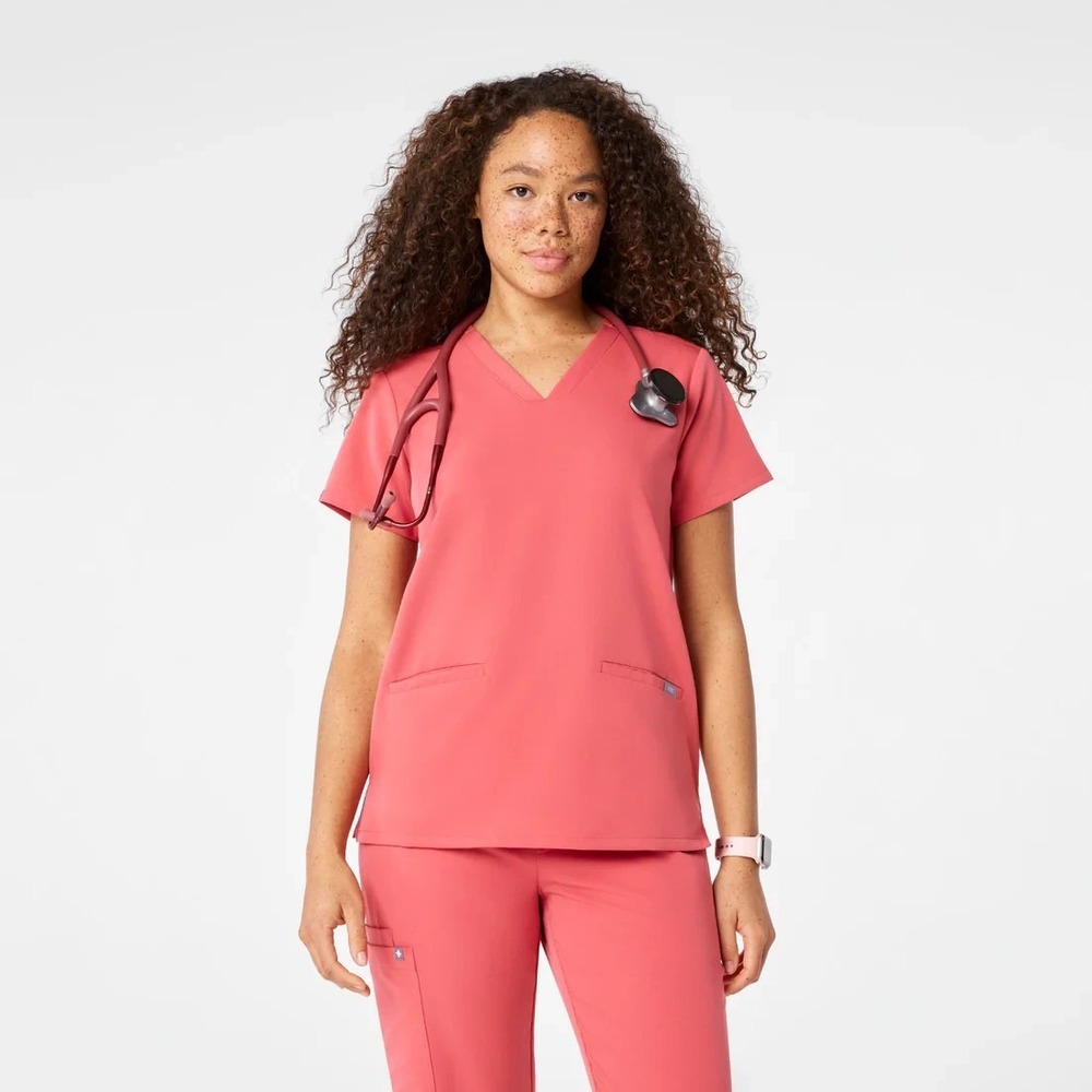NWT Figs Scrub Top Casma Three Pocket Technical Collection Pink Sand Womens 3XL